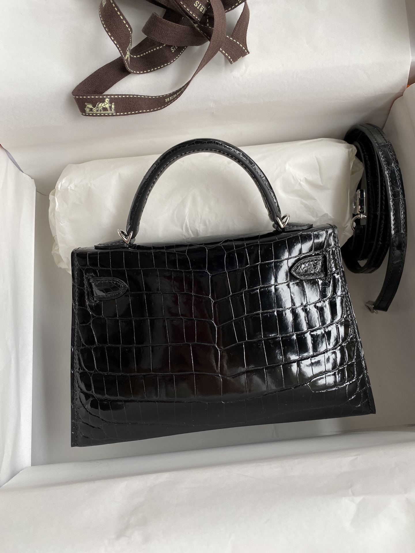 Hermes Kelly Mini II Bag 19CM In Black Shiny Alligator Leather